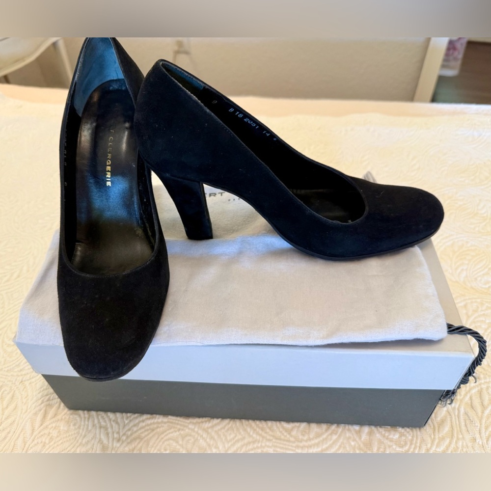 ROBERT CLERGERIE PARIS Black Suede Heels